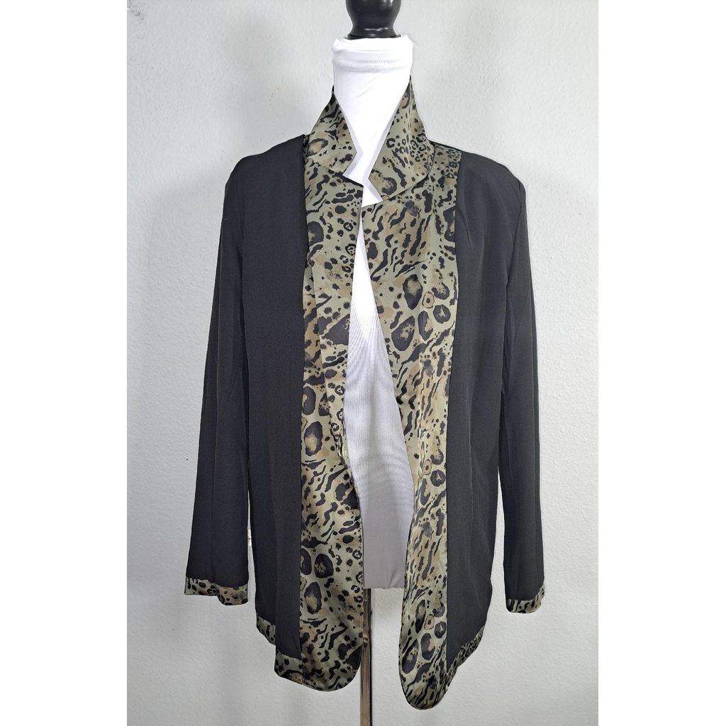 Lolita Pocket Women’s Animal Print Blazer Size S New With Tags Soft Lined Jacket