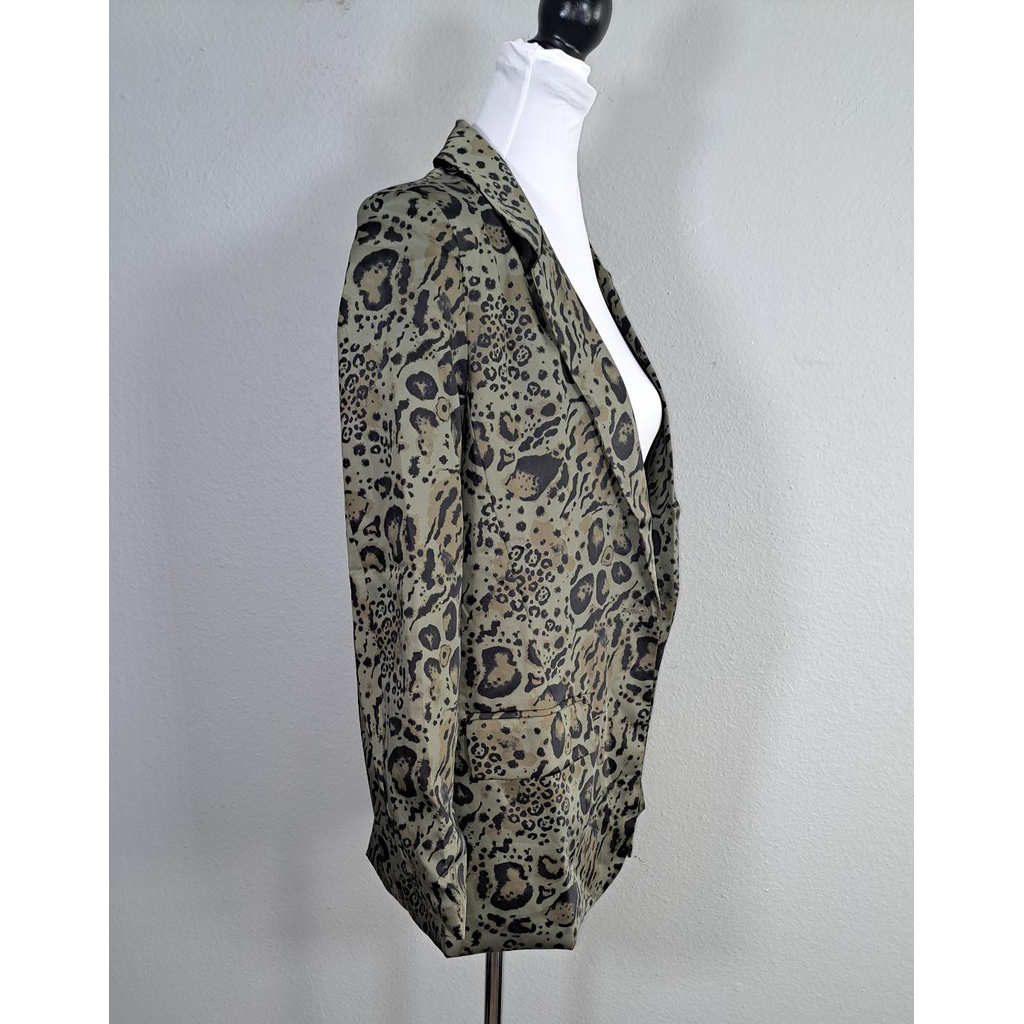 Lolita Pocket Women’s Animal Print Blazer Size S New With Tags Soft Lined Jacket