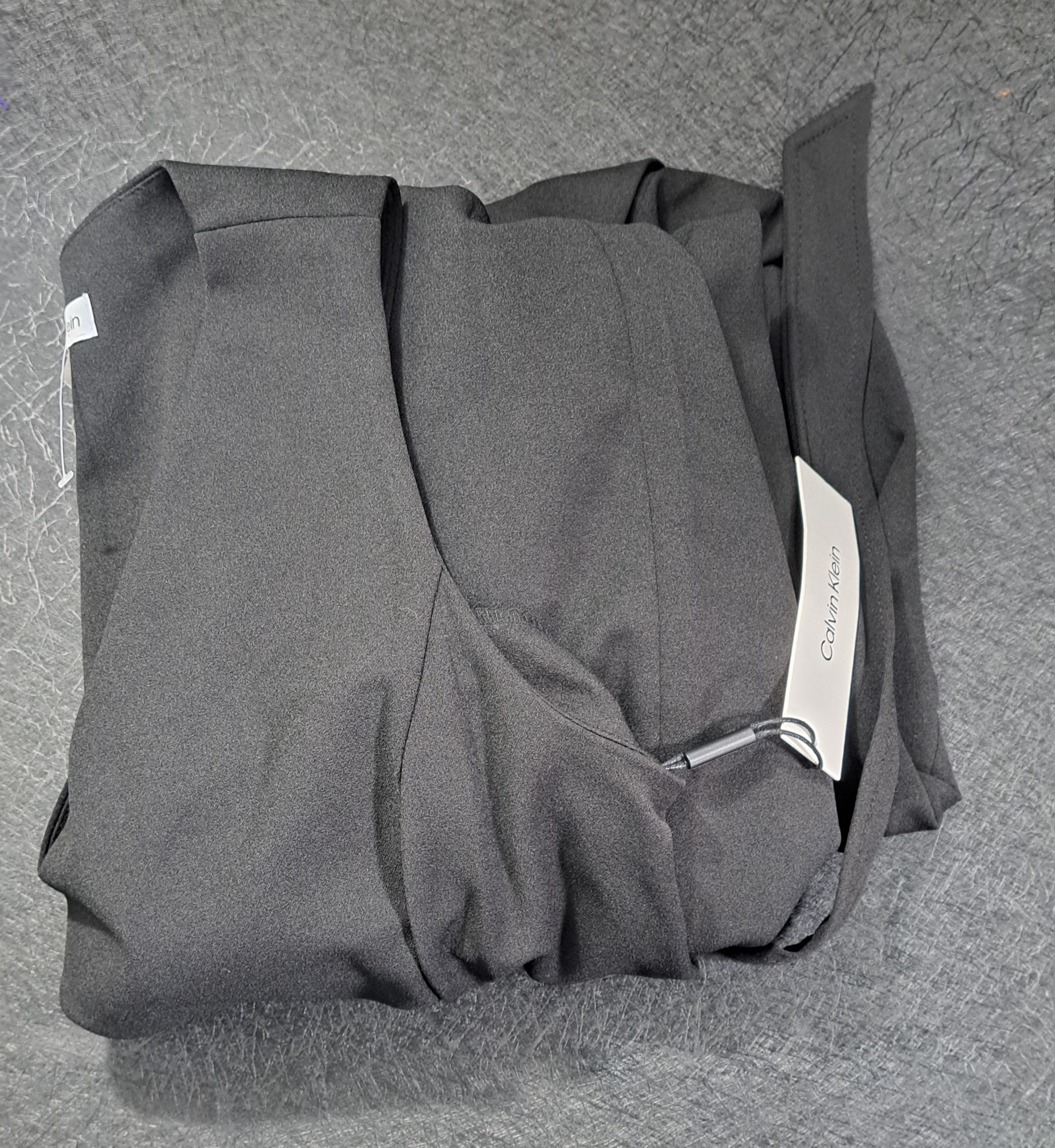 Calvin Klein Black Wide Leg Jumpsuit Size 16 NWT Sleeveless Tie Waist V-Neck.