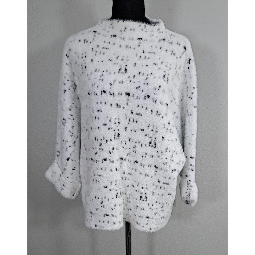Calligraphie Soft Mock Turtleneck Sweater White Black Speckled Eyelash Knit 3/4 Sleeve, Size L.